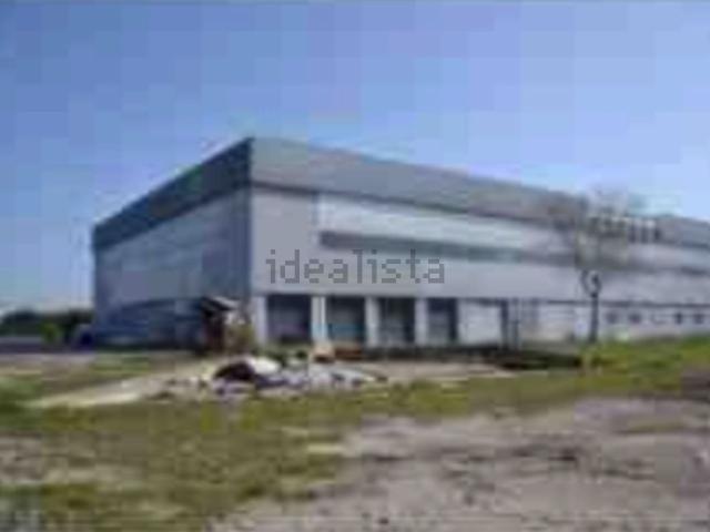 Case e ville in vendita di 4320 m² in Via Fosso Nuovo