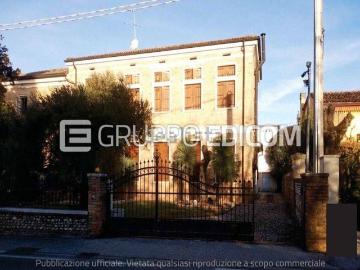 Case e ville in vendita di 432 m² in Via San Michele