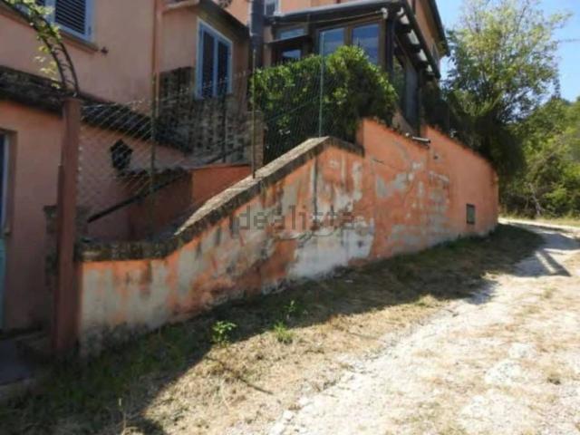 Case e ville in vendita di 434 m² in Contrada De Contro