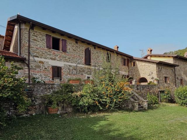 Case e ville in vendita di 434 m² in Strada Vicinale della Prada