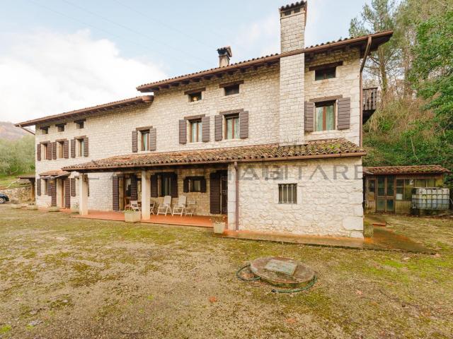 Case e ville in vendita di 435 m² in Via Lazzaro Mocenigo
