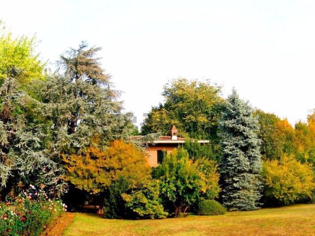 Case e ville in vendita di 435 m² in Via Salvador Allende
