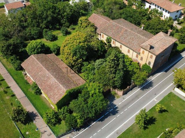 Case e ville in vendita di 4364 m² in Via San Gottardo, 7