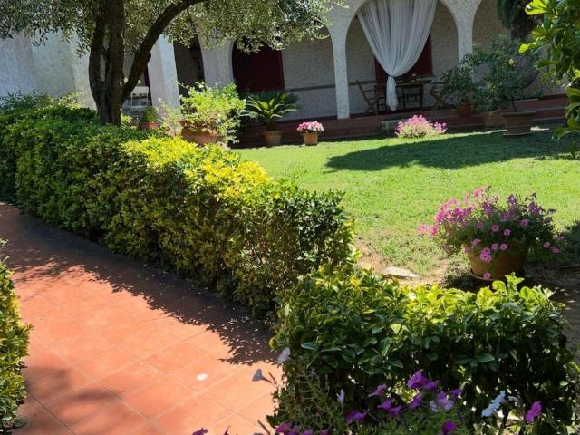 Case e ville in vendita di 437 m² in Via Amerigo Vespucci