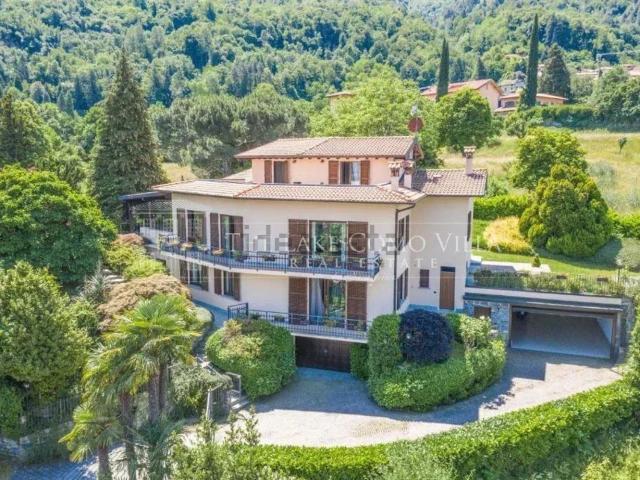 Case e ville in vendita di 440 m²