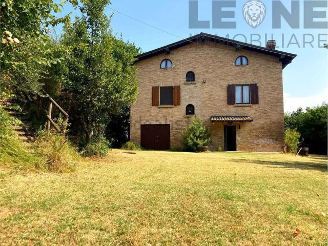 Case e ville in vendita di 440 m²
