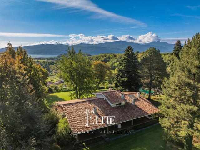 Case e ville in vendita di 440 m² in Via del Pozzo, 17