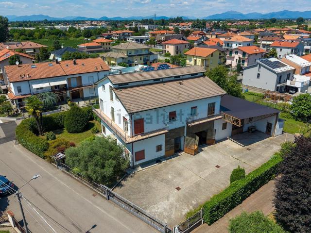 Case e ville in vendita di 440 m² in Via Libertà