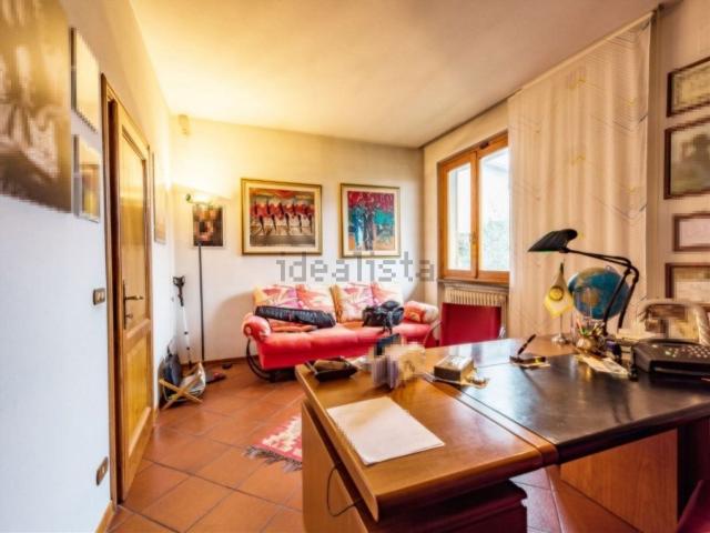 Case e ville in vendita di 440 m² in Via roma