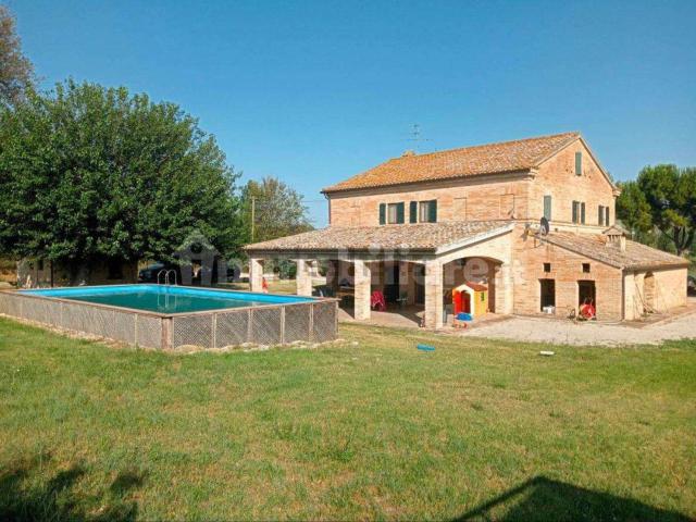 Case e ville in vendita di 445 m² in Contrada Vallememoria
