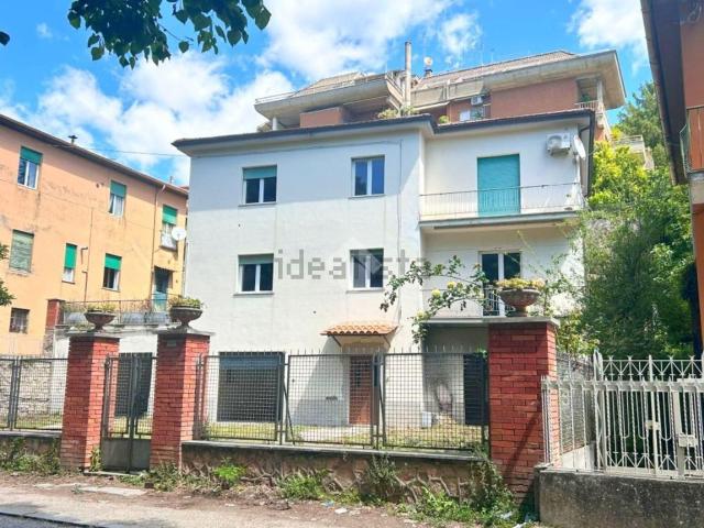 Case e ville in vendita di 449 m² in Via Finocchieto, 48