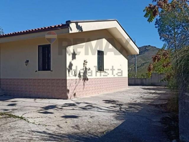 Case e ville in vendita di 44 m² in Strada Provinciale 1