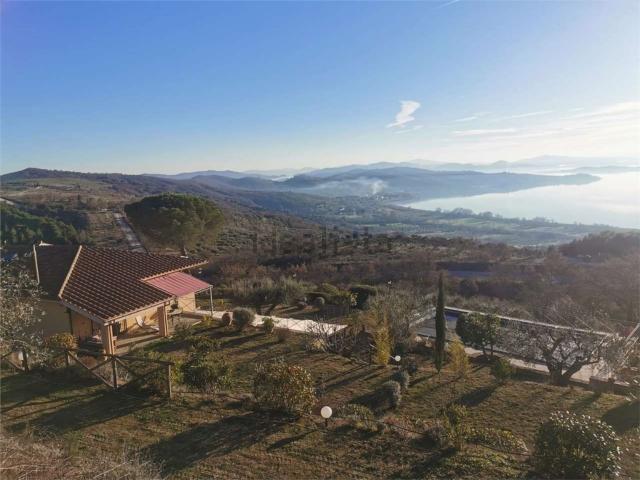 Case e ville in vendita di 450 m²