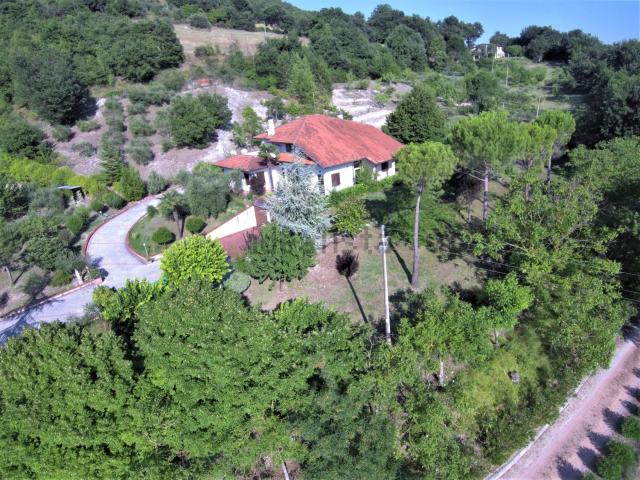 Case e ville in vendita di 450 m²