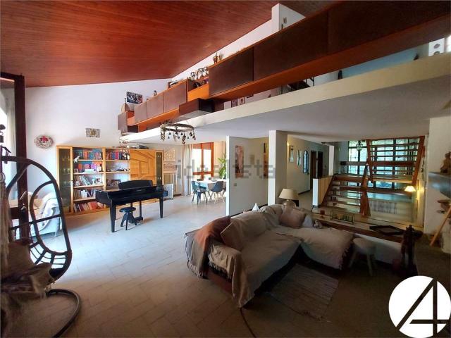 Case e ville in vendita di 450 m²