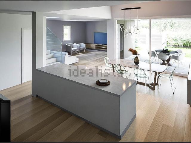 Case e ville in vendita di 450 m²