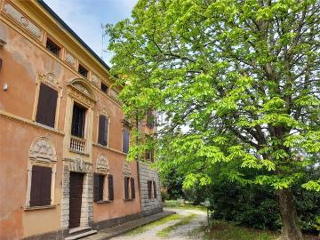 Case e ville in vendita di 450 m²