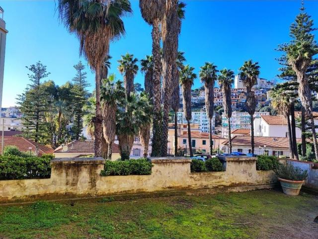 Case e ville in vendita di 450 m²