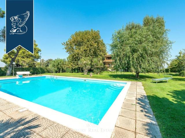 Case e ville in vendita di 450 m²