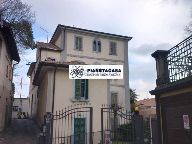 Case e ville in vendita di 450 m²
