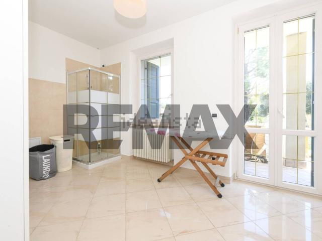 Case e ville in vendita di 450 m²