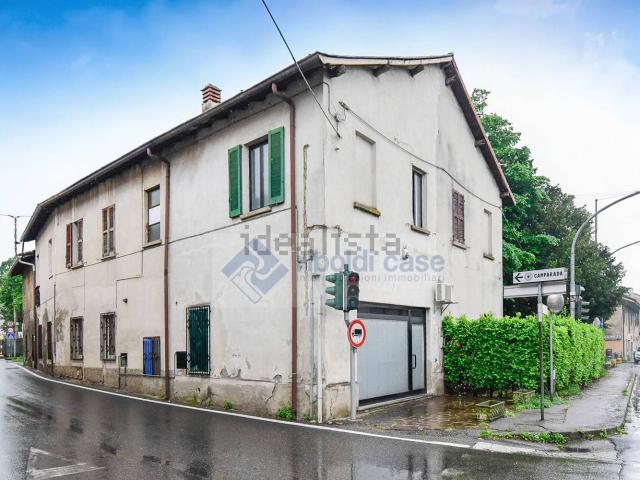 Case e ville in vendita di 450 m² in Via Al Poggio, 1