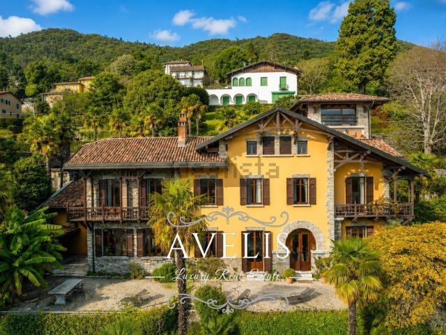 Case e ville in vendita di 450 m² in Via Guglielmo Marconi, 35