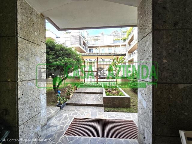 Case e ville in vendita di 450 m² in Via Vincenzo Bellini, 6