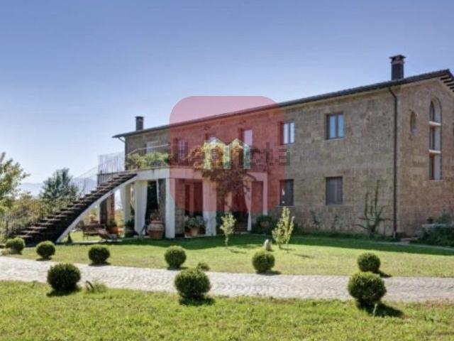 Case e ville in vendita di 450 m² in Contrada Casalecchio