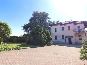 Case e ville in vendita di 450 m² in Corso XX Settembre, 111