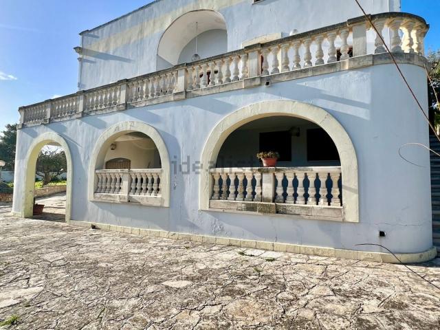 Case e ville in vendita di 455 m² in Strada Santa Maria