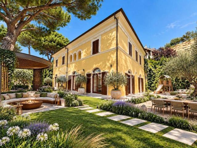 Case e ville in vendita di 457 m² in Strada Colle Marino