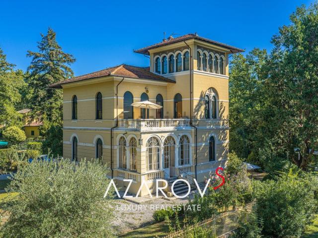 Case e ville in vendita di 458 m² in Via Bongi, 54