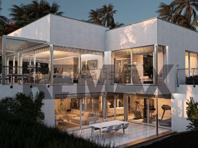 Case e ville in vendita di 458 m² in Via Gaetano Besana, 58