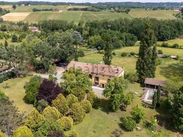 Case e ville in vendita di 459 m²