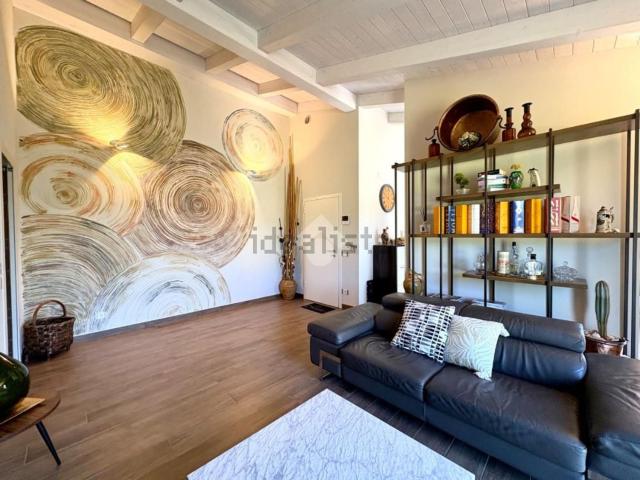 Case e ville in vendita di 461 m² in Via Casale, 174