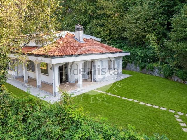 Case e ville in vendita di 465 m²