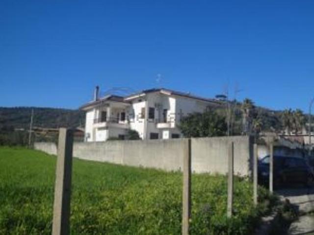 Case e ville in vendita di 465 m² in Contrada cannavaro, 160