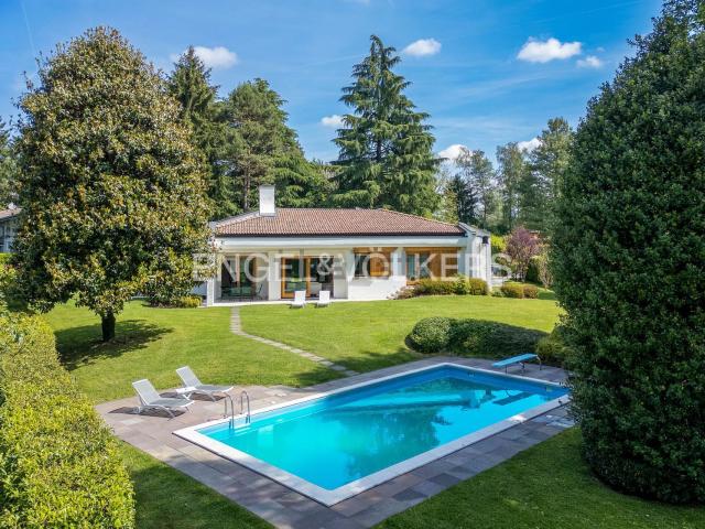 Case e ville in vendita di 465 m² in Strada della Chiocciola