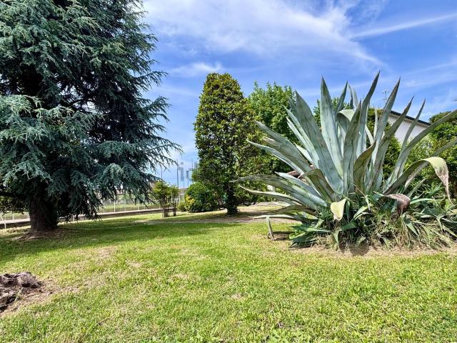 Case e ville in vendita di 467 m²
