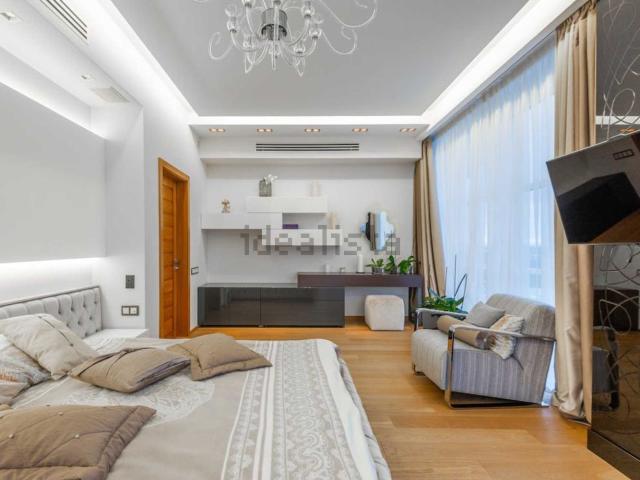 Case e ville in vendita di 468 m² in Località Porta Parco