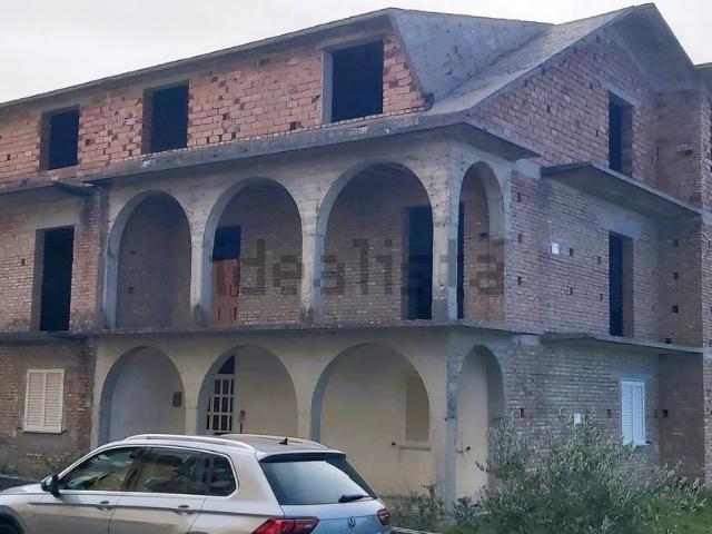 Case e ville in vendita di 470 m²