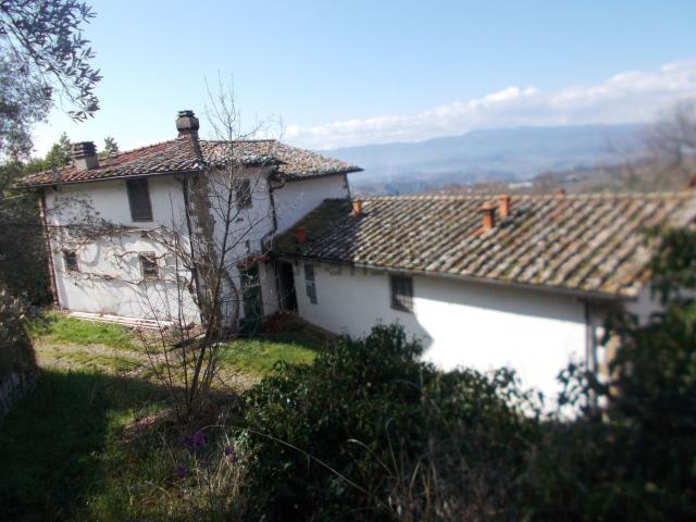 Case e ville in vendita di 470 m² in Via di Caselli