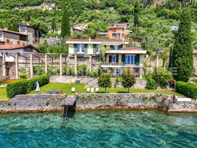 Case e ville in vendita di 470 m² in Via San Giacomo, 48