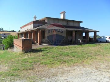 Casa in vendita a Santa Caterina Villarmosa