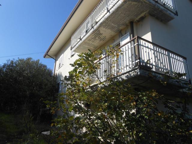 Case e ville in vendita di 471 m² in Via Nocelle