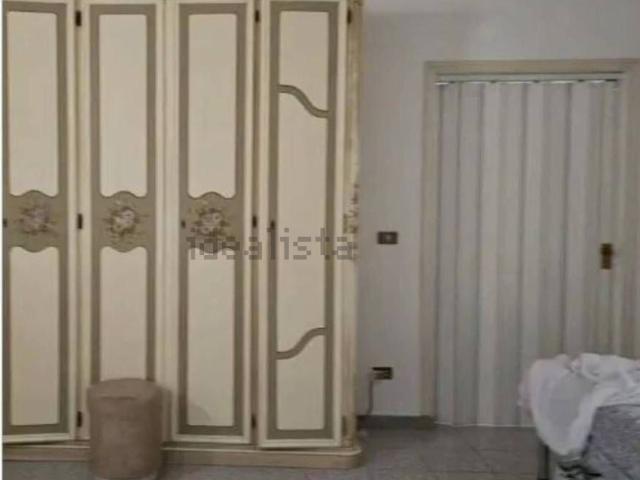 Case e ville in vendita di 472 m² in Via Zirgone, 13