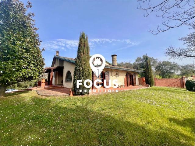 Case e ville in vendita di 477 m²