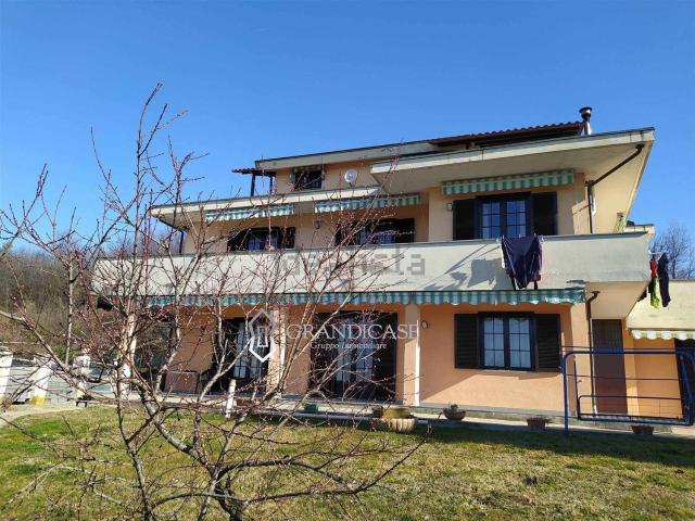 Case e ville in vendita di 479 m² in Via Regione Borgiona