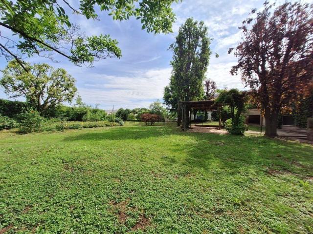 Case e ville in vendita di 480 m²